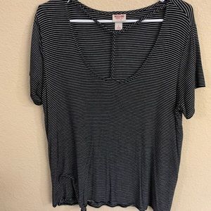 Black/white striped shirt